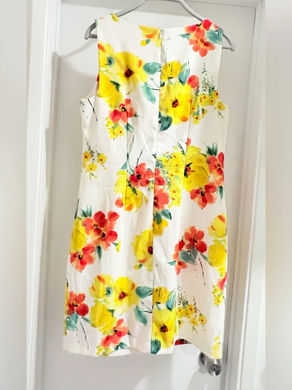 NWOT Alyx White Floral Shift Dress with Yellow & Coral Blooms